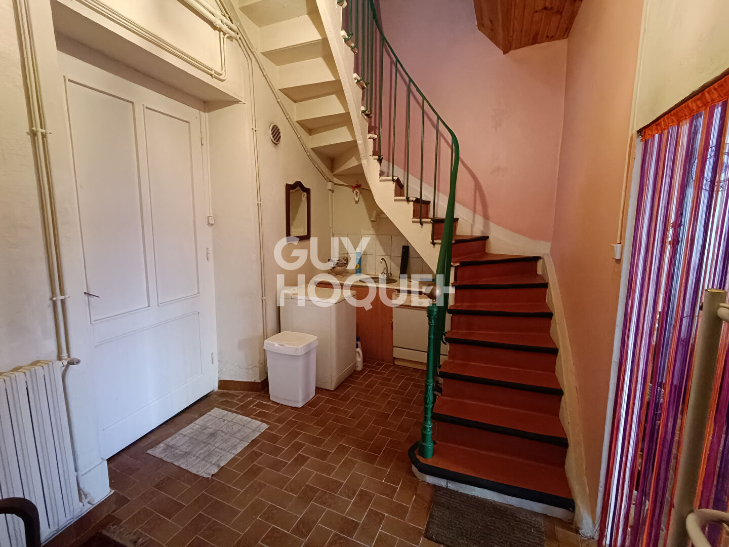 Maison de 84 m² avec terrasse à SAIL SOUS COUZAN