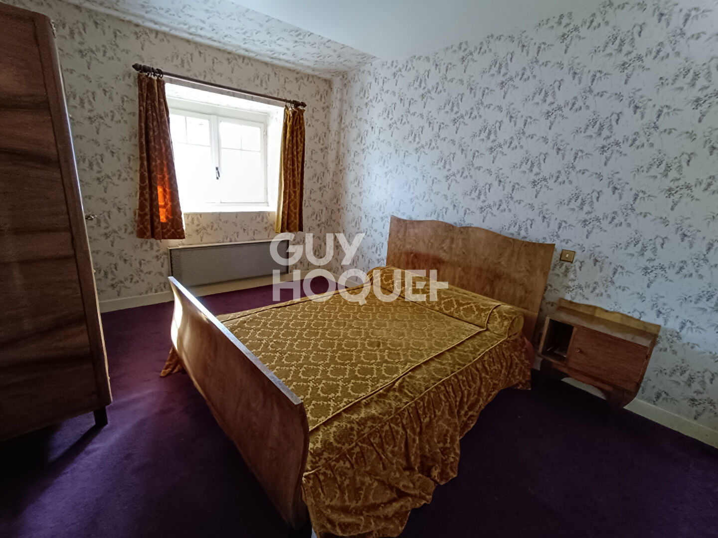 Maison de famille de caractère au coeur du bourg de Légnieux