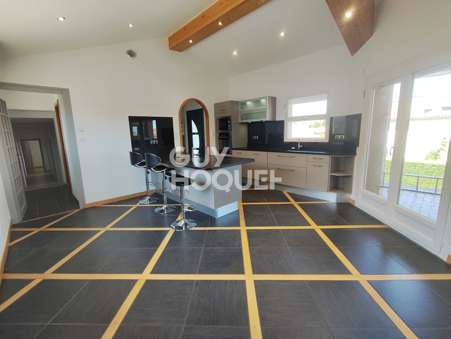 Appartement Savigneux 6 pièce(s) 156 m2