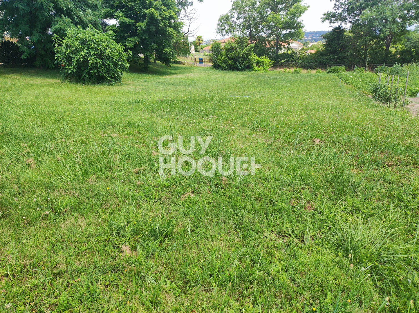 Terrain de 612 m2 secteur Montbrison