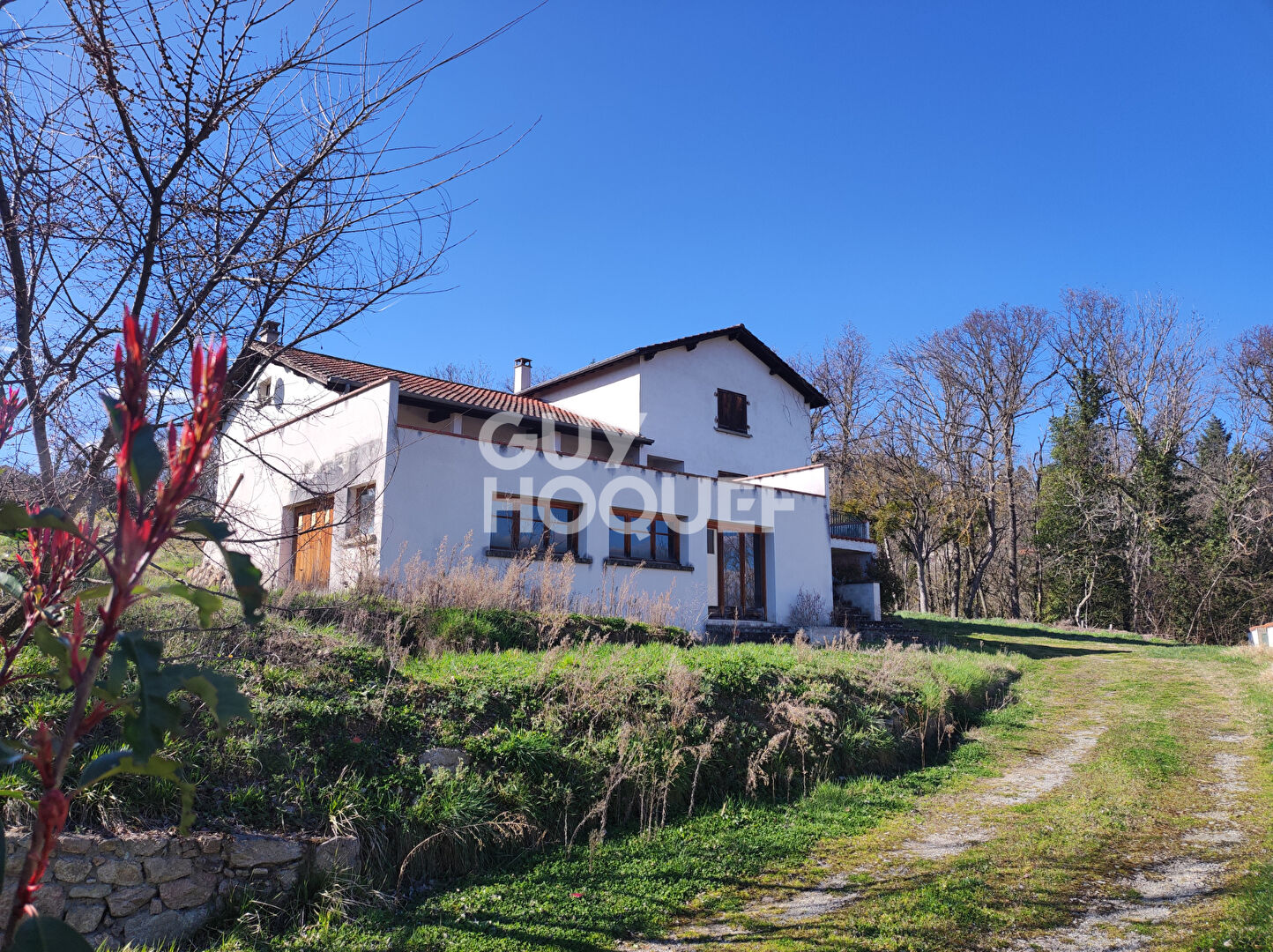 Grande Maison de 165 m² en vente à MARCILLY LE CHATEL