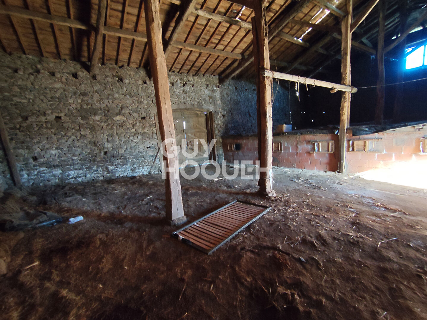 Corps de Ferme à rénover en pleine nature