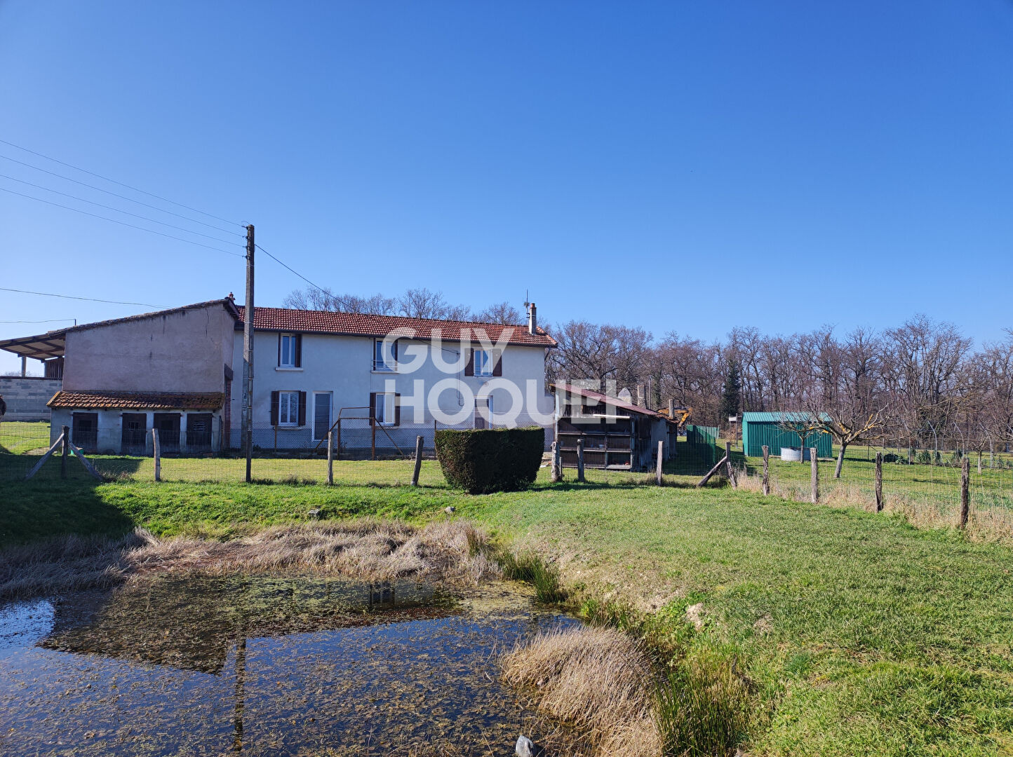 Maison à rénover à Bussy Albieux de 132 m2