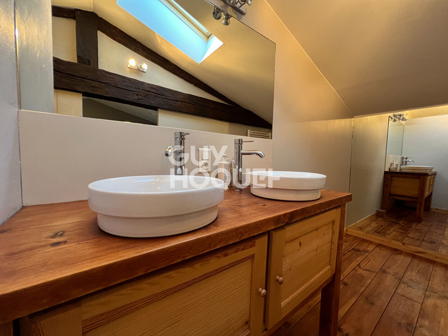 Maison 7 pièce(s) 255 m2