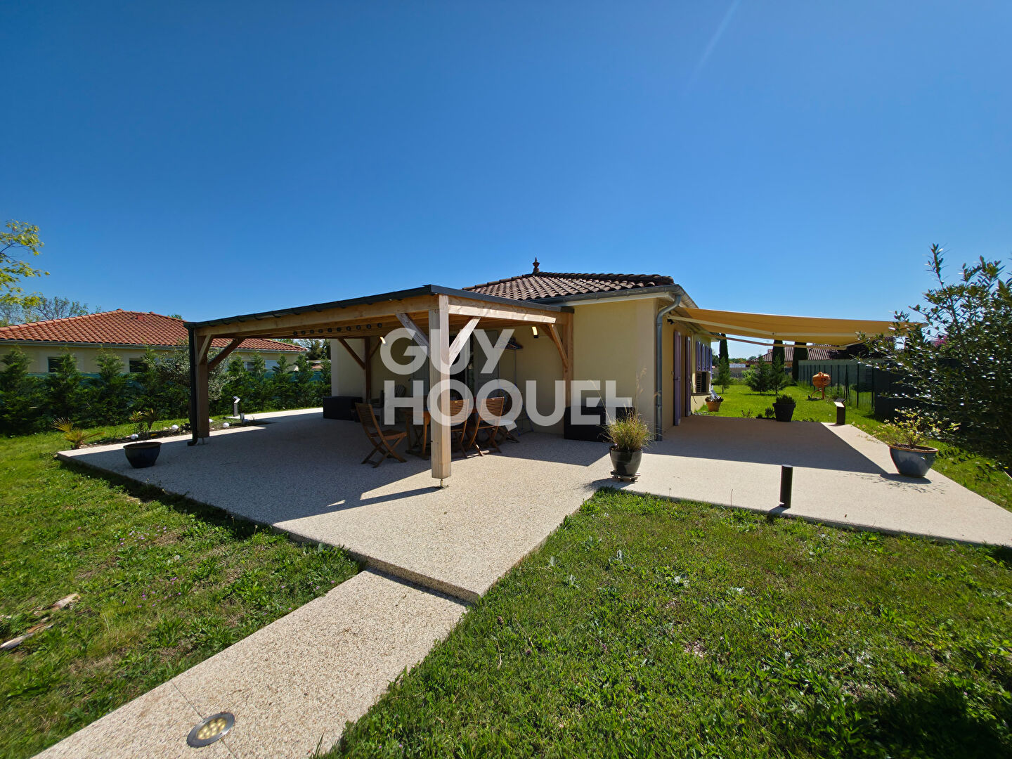 Maison de plain-pied PMR, rénovée, résidence sécurisée à MONTVERDUN