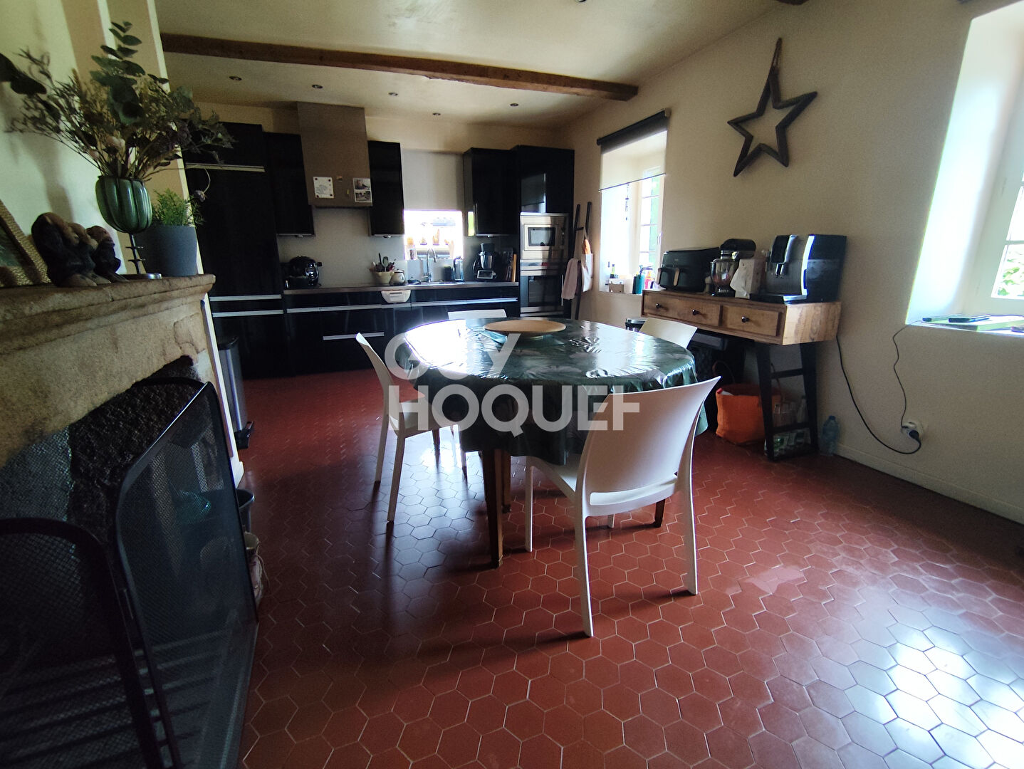 Belle Bâtisse située Trelins 5 pièces de 162 m2