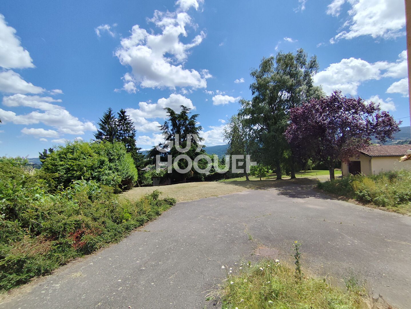 Deux maisons sur grand terrain, idéal famille ou investisseur !