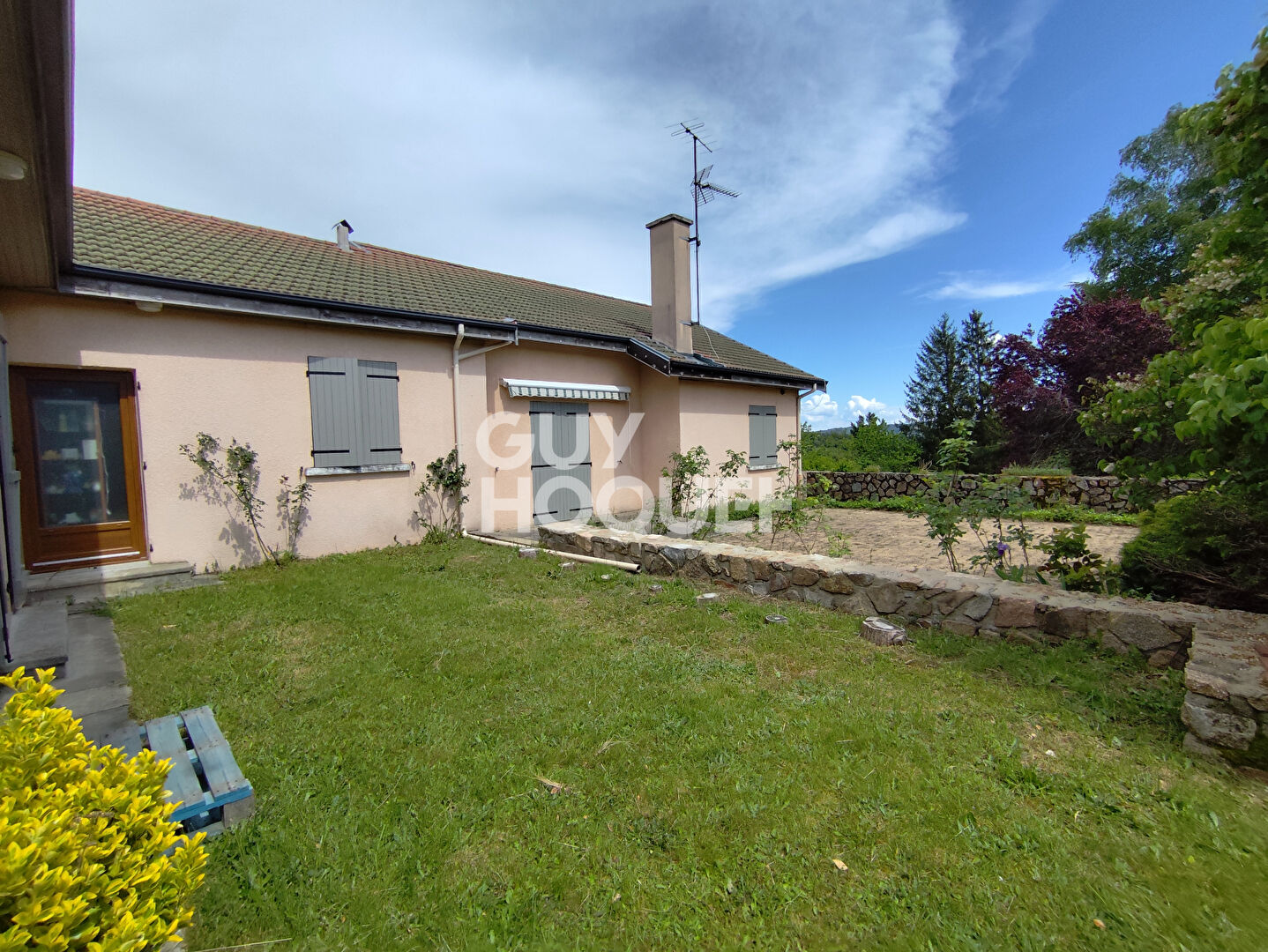 Deux maisons sur grand terrain, idéal famille ou investisseur !