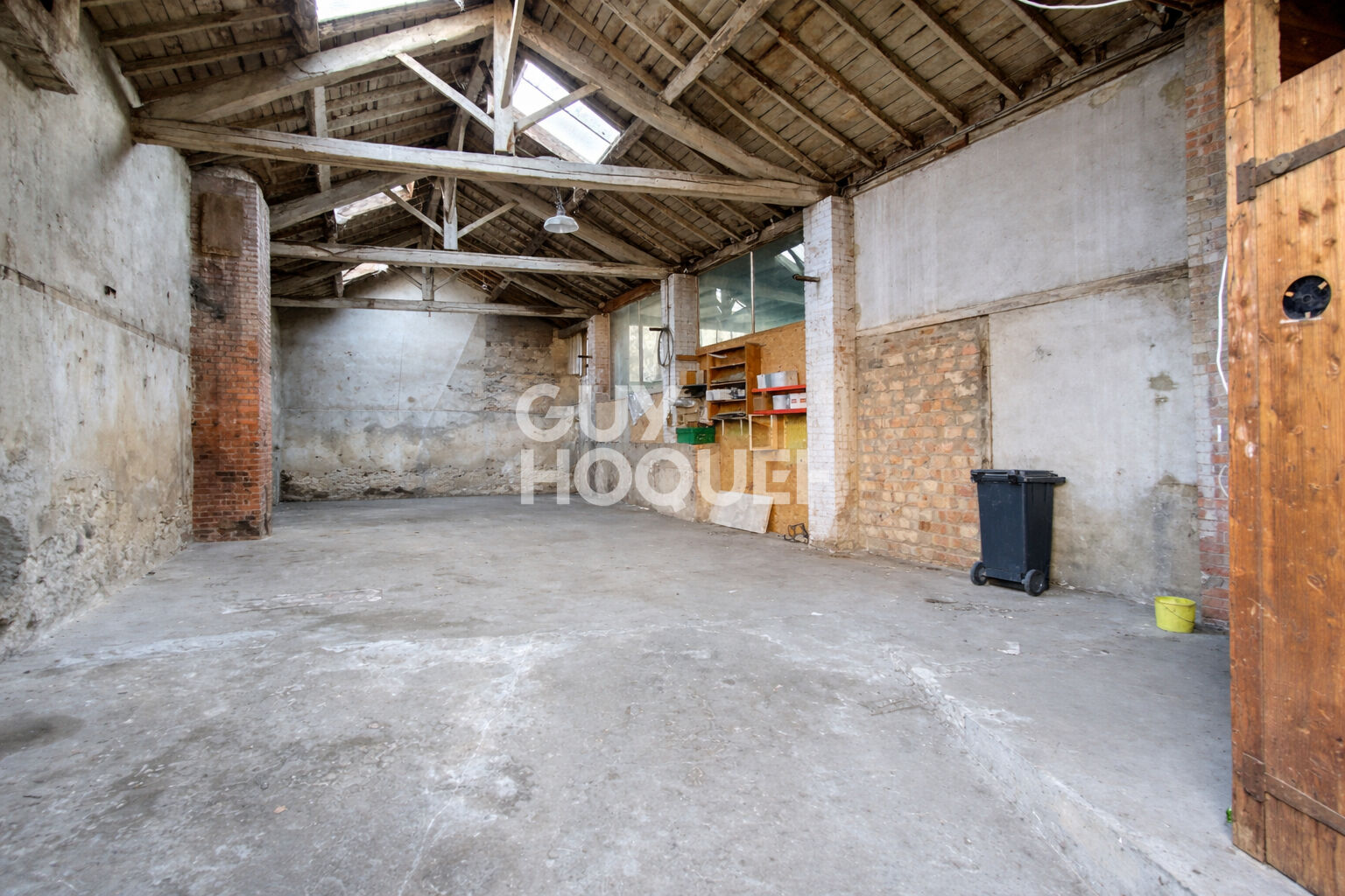 Entrepôt / local industriel Boen Sur Lignon 215 m2