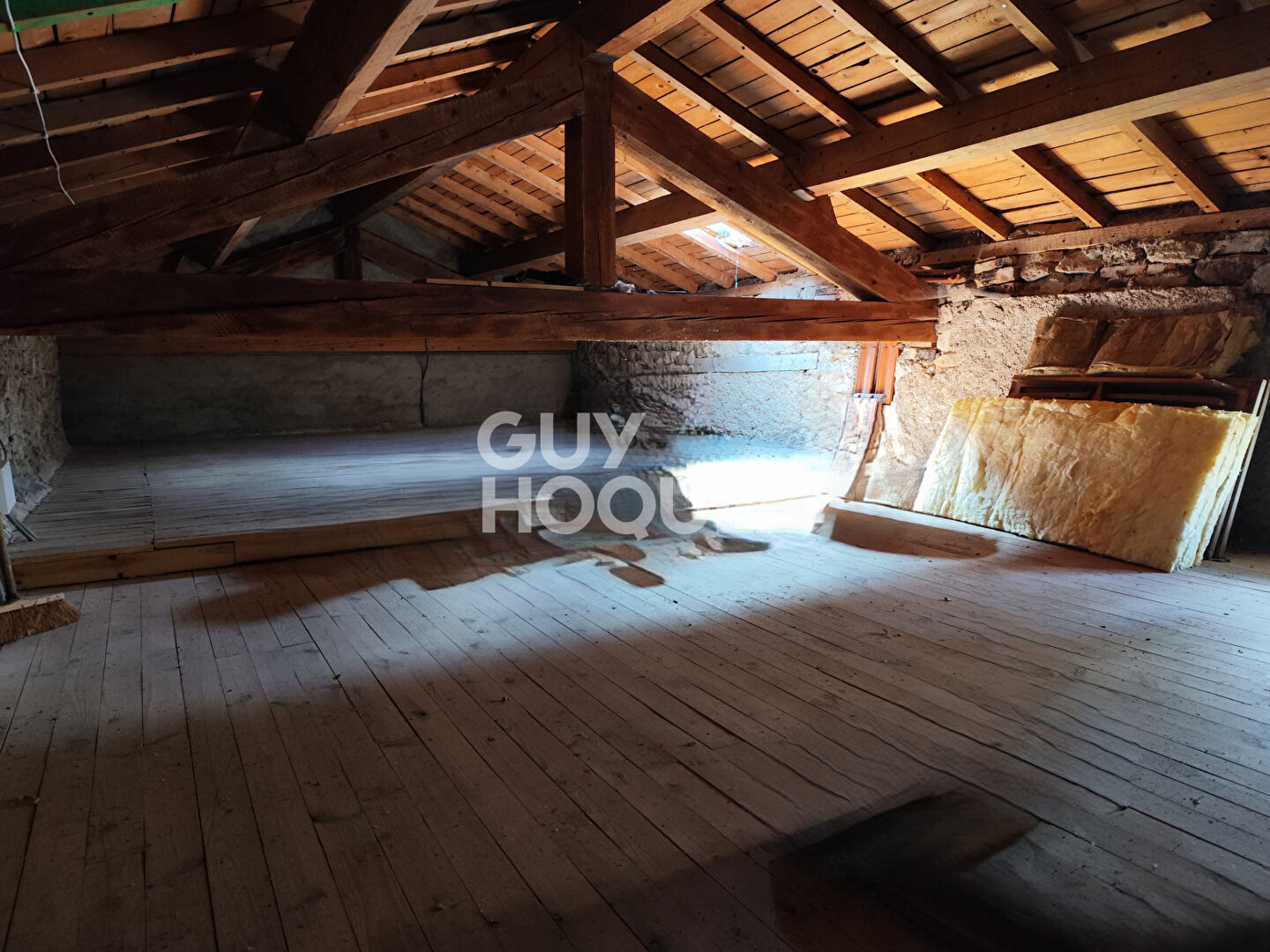 Belle Maison en pierre située à Cervières