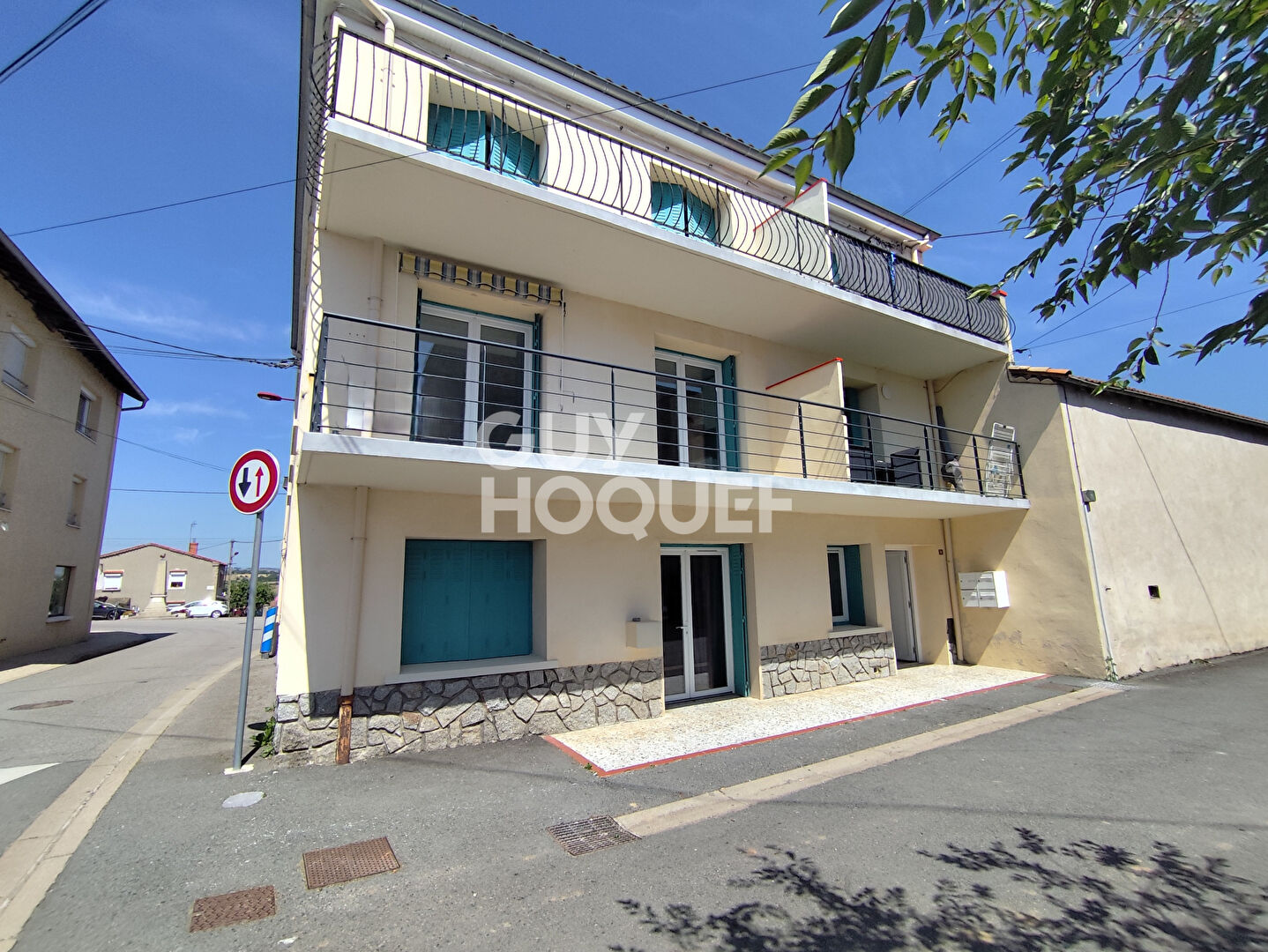 Immeuble de rapport situé à St Georges de Baroille