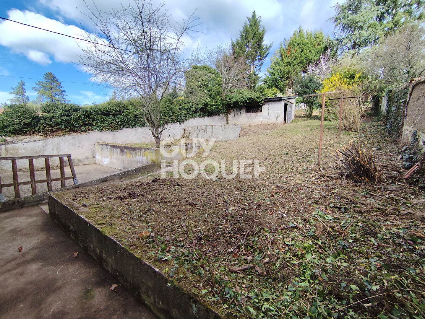 Maison de ville située à Boen Sur Lignon de115 m2 avec terrain