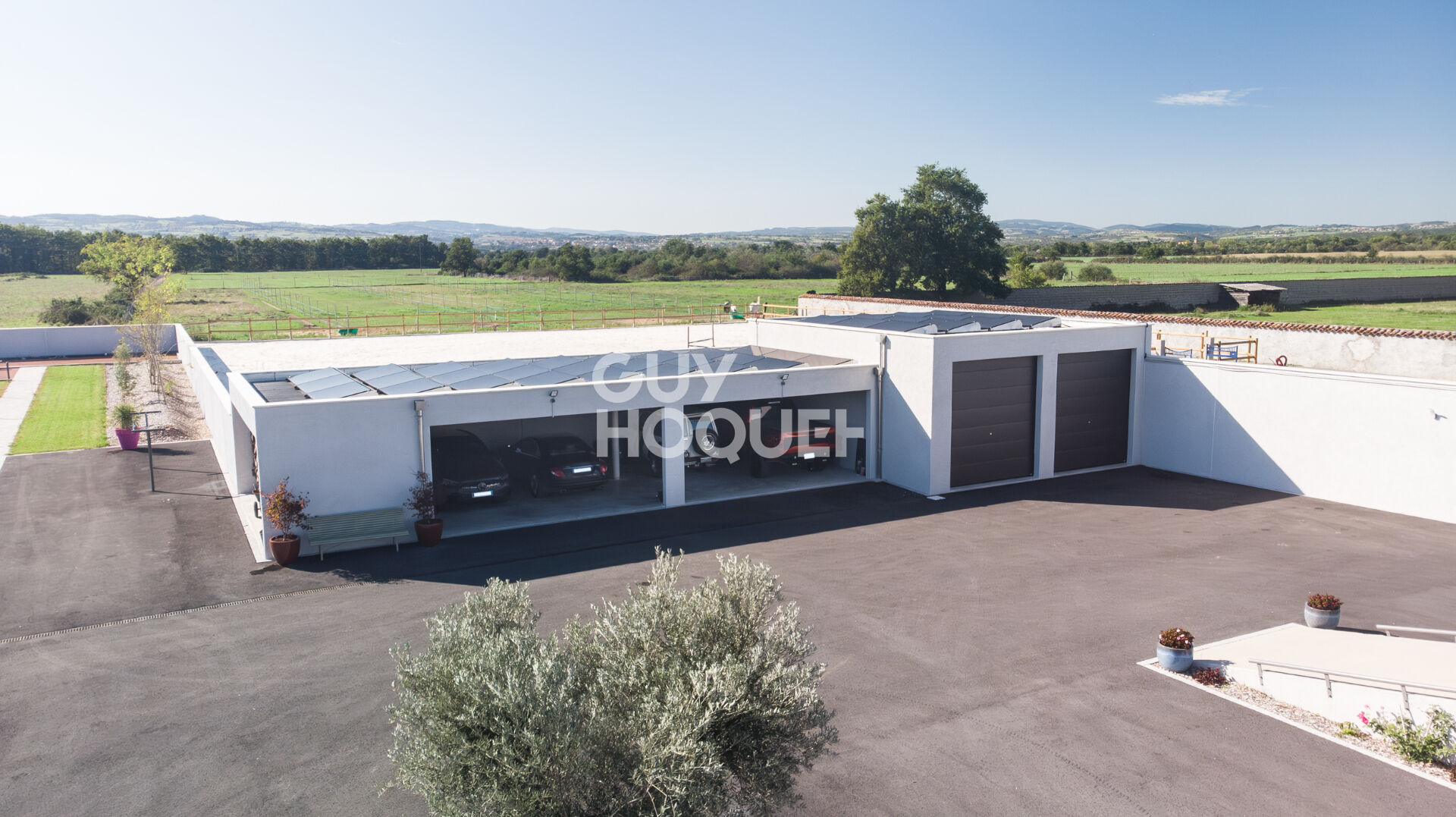 Maison d'exception avec volumes généreux- Plaine du Forez