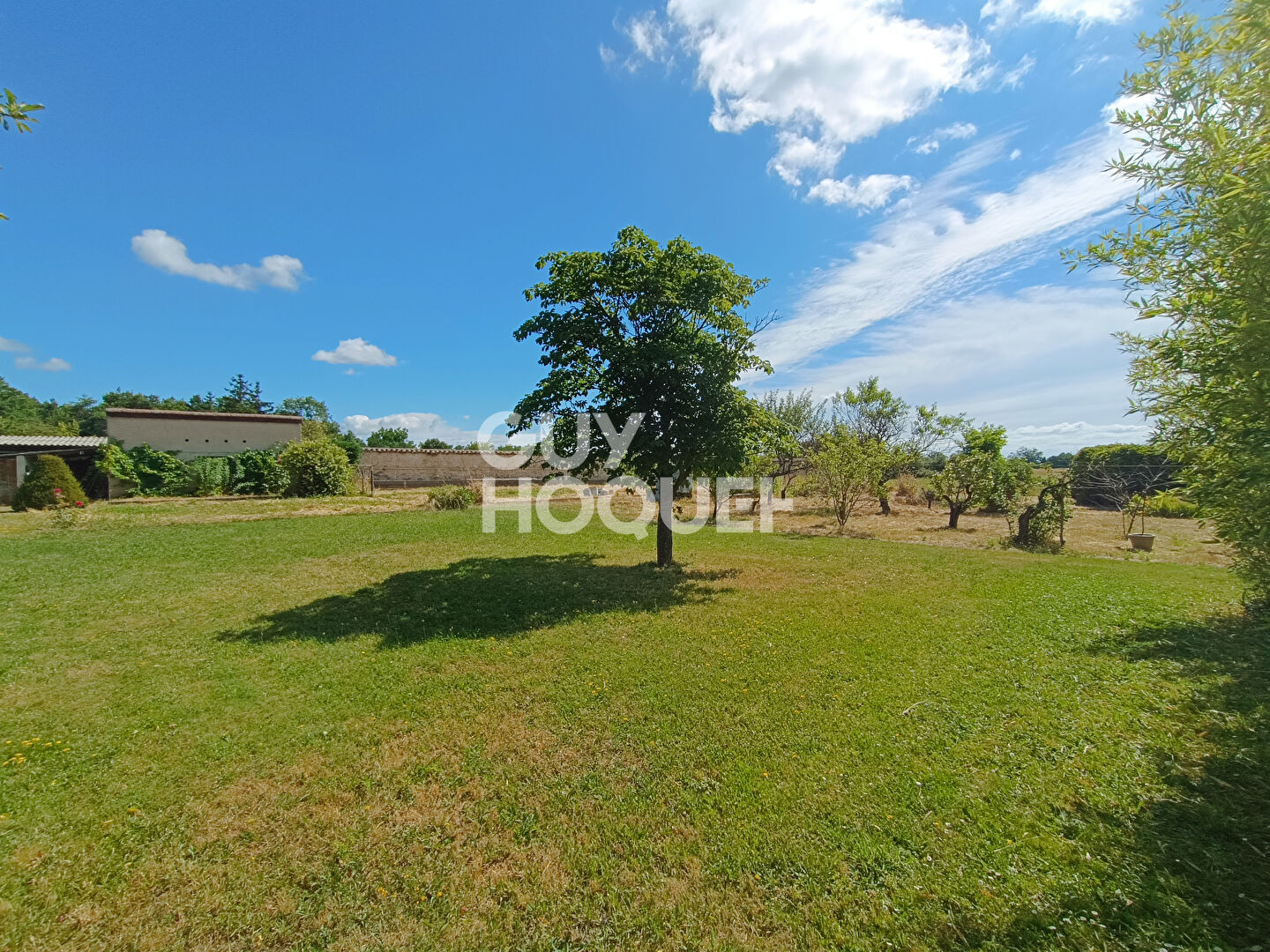 Maison 4 chambres sur 8980 m² de terrain clos - idéale chevaux