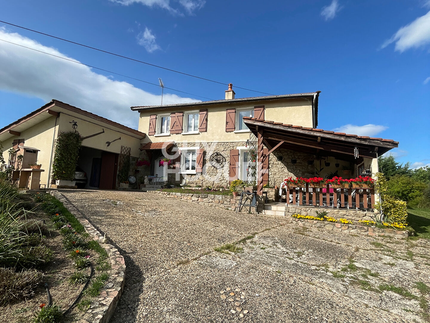 Ancien corps de ferme rénové de 114m² 