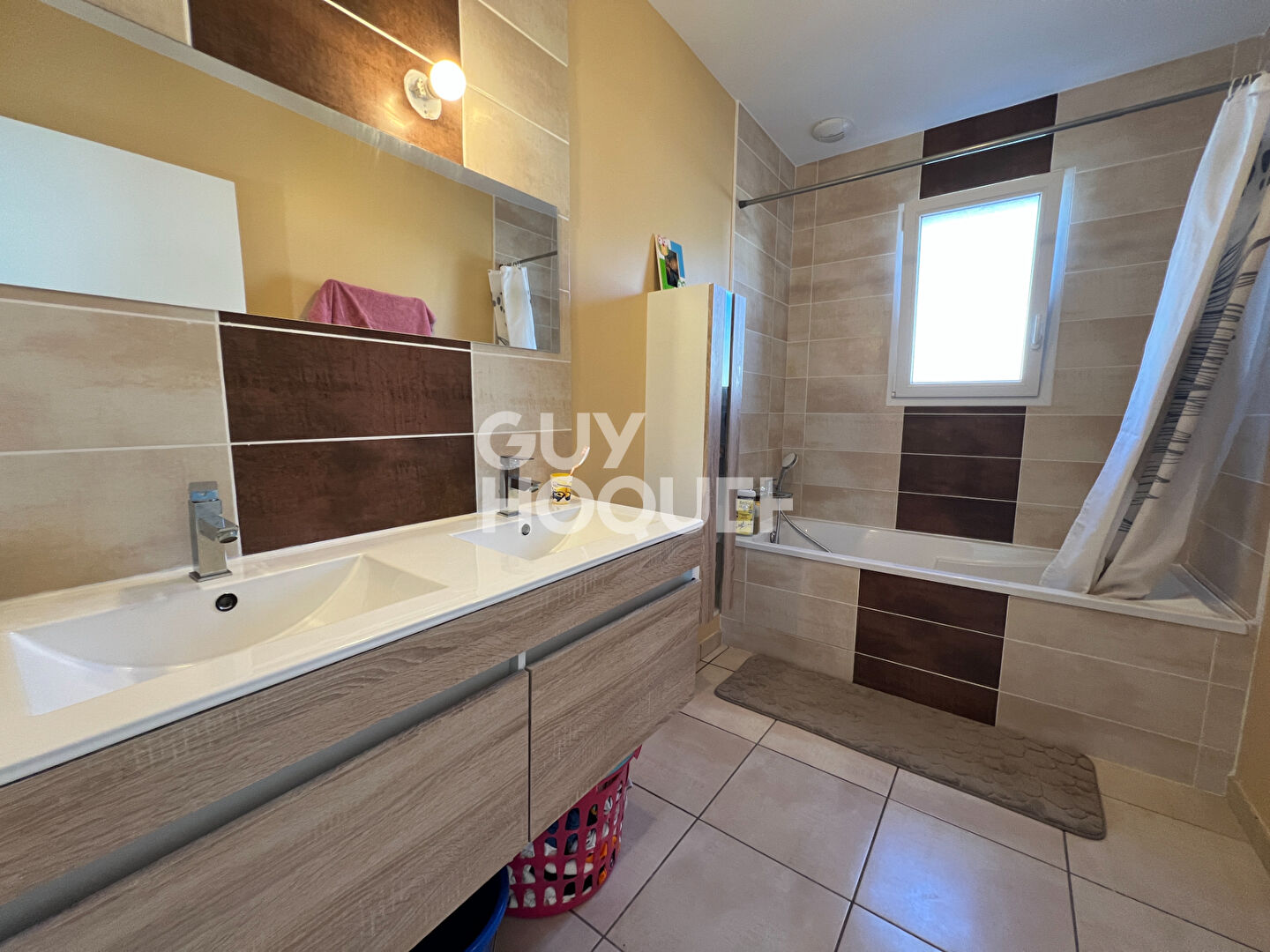 À VENDRE EN EXCLUSIVITÉ MAISON DE PLAIN-PIED AVEC VUE INCROYABLE SUR LES MONTS DU FOREZ