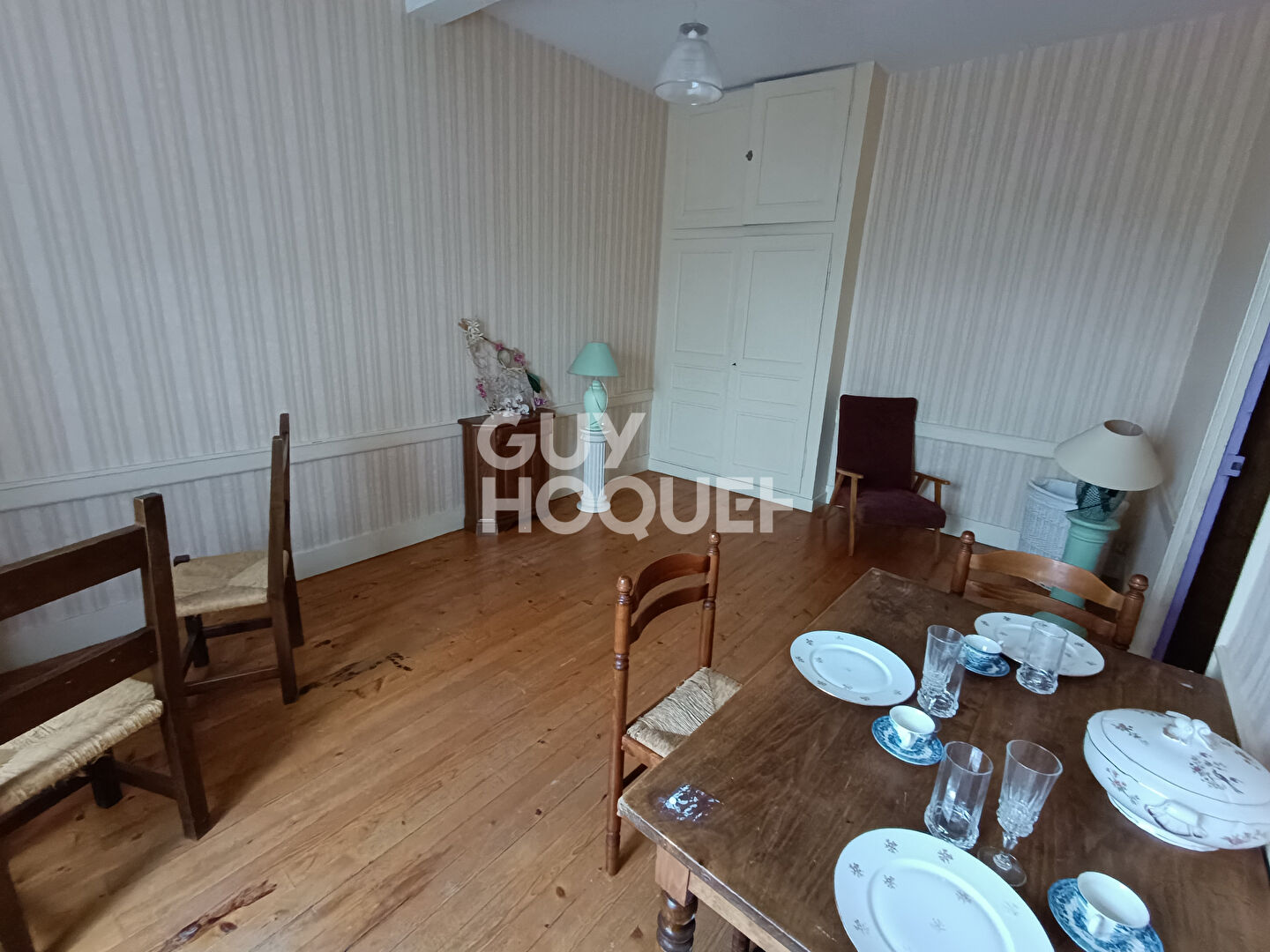 Maison de village à Saint-Just-la-Pendue à rénover