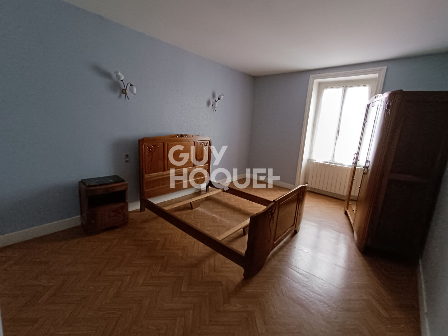 Maison de village à Saint-Just-la-Pendue à rénover