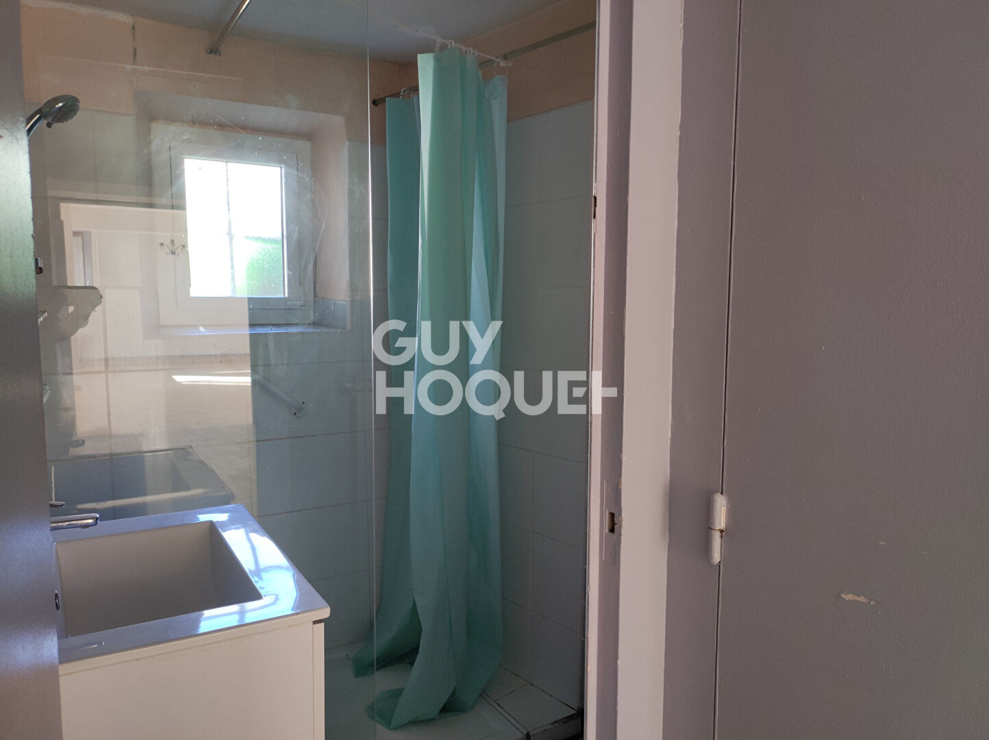 Maison située à Cezay de 105 m2 avec dépendances