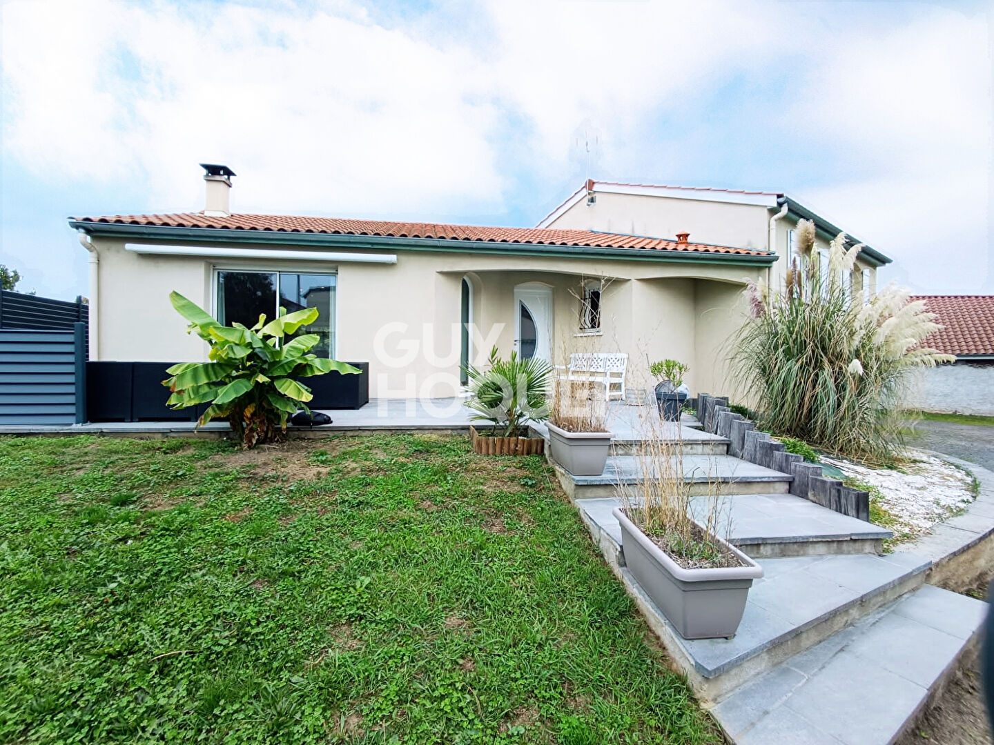 Maison Montbrison 7 pièce(s) 112 m2