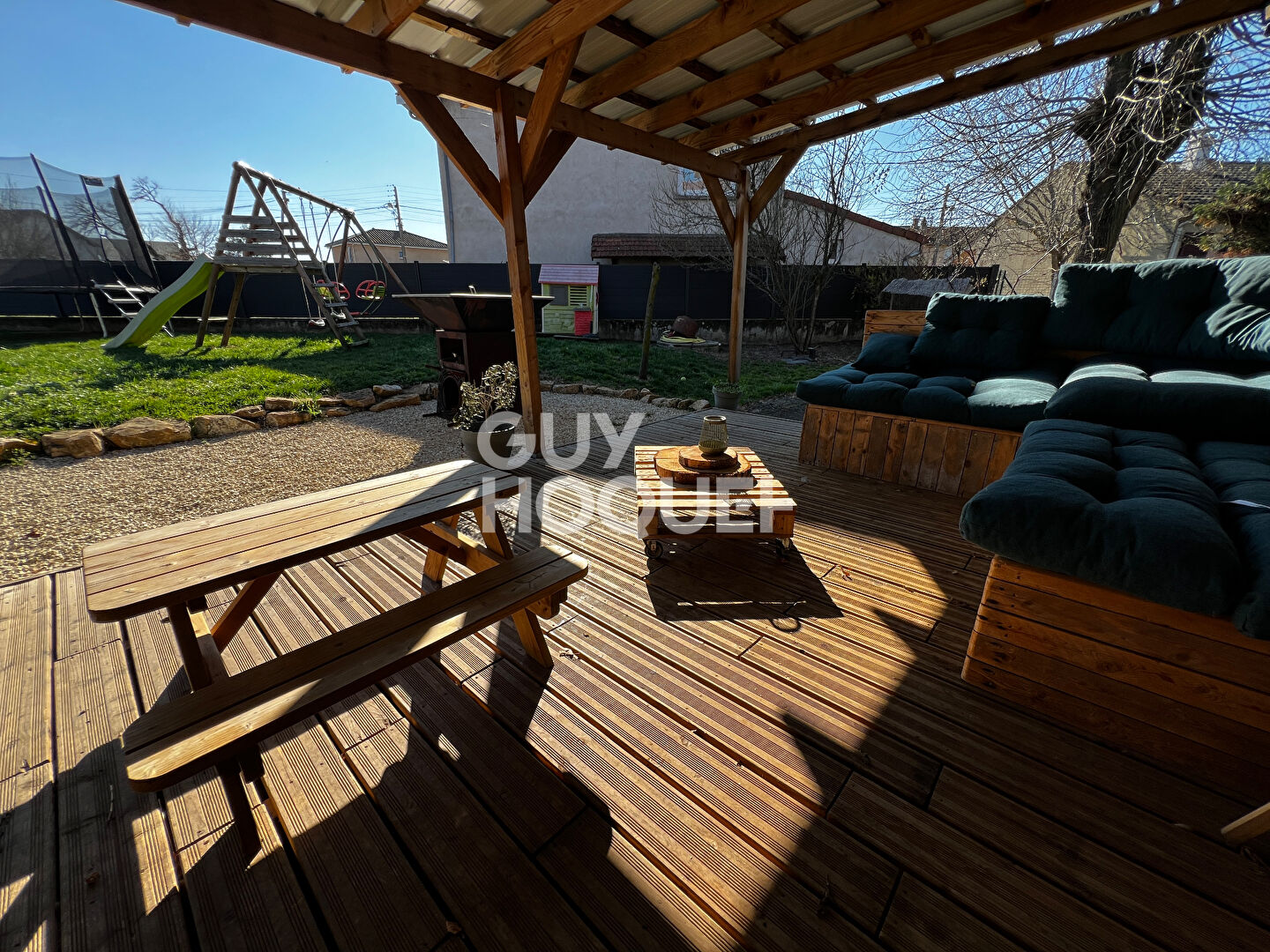 Maison récente à vendre à Feurs - Charme et Confort Assurés !