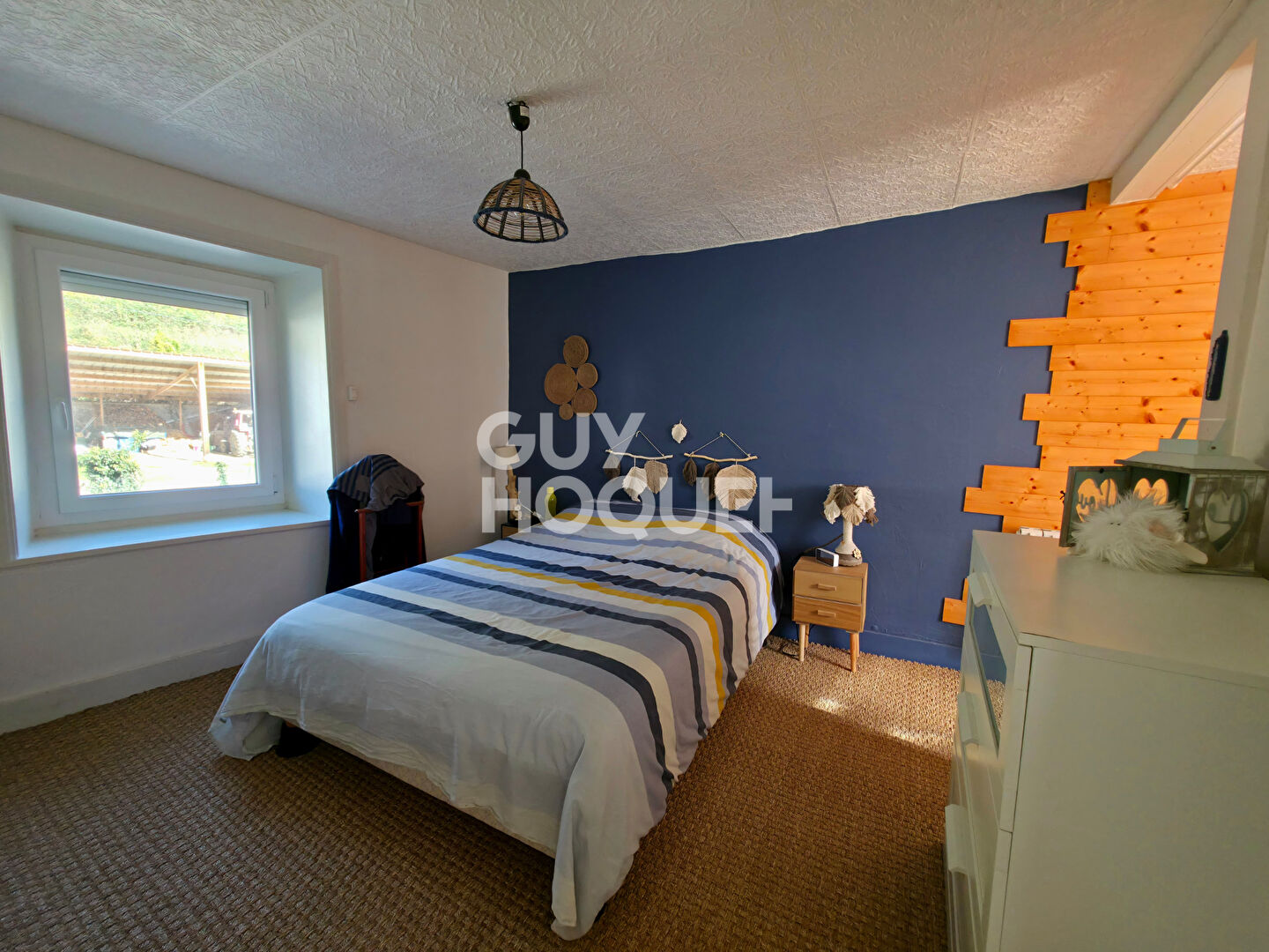 Maison idéale pour grande famille ou artisan !! 201 m² habitables et sous-sol complet !