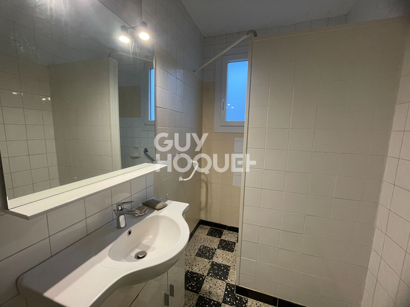 Maison sur sous-sol à Pouilly-Lès-Feurs