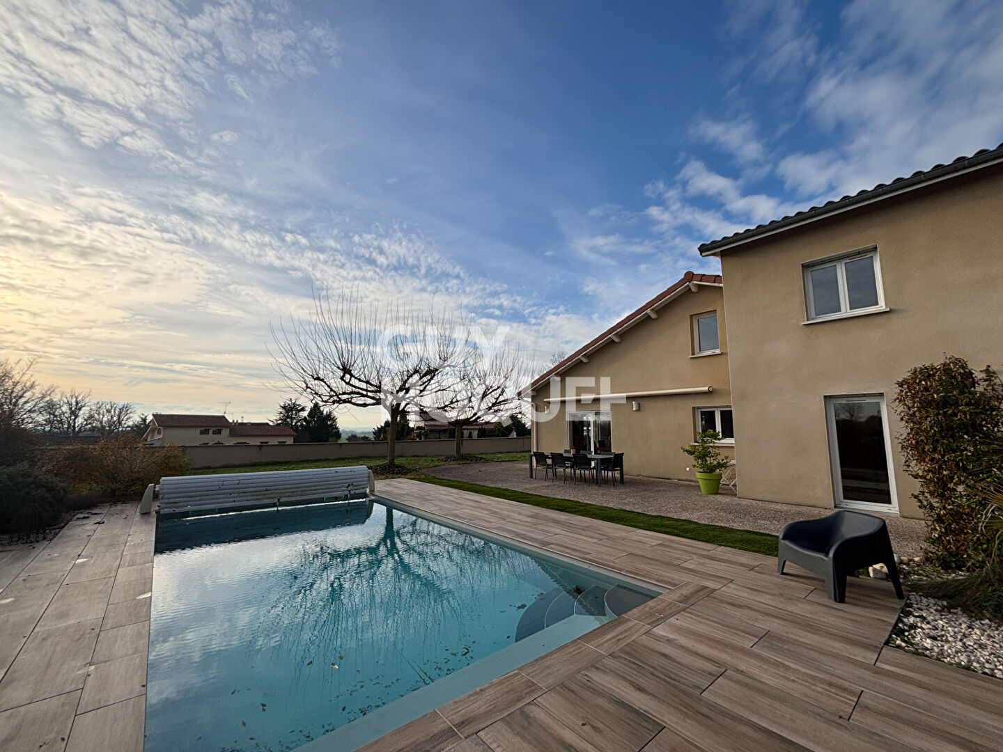 EXCLUSIVITÉ  Superbe maison familiale de 150 m² à Civens !