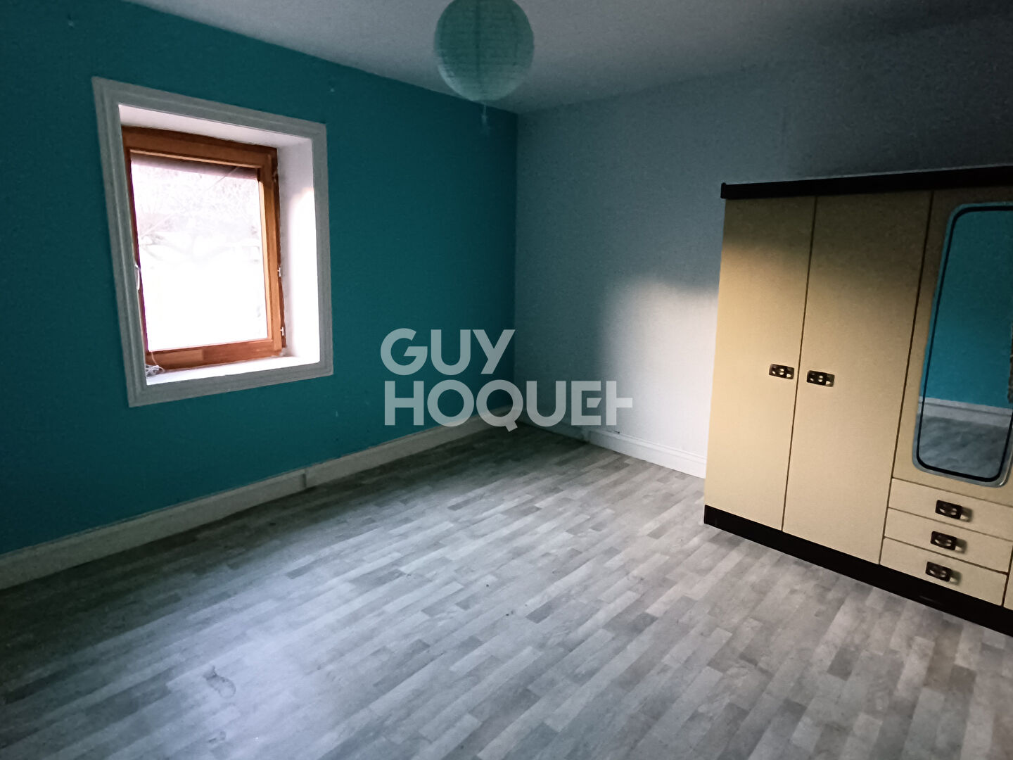 Maison de ville située à Sail Sous Couzan