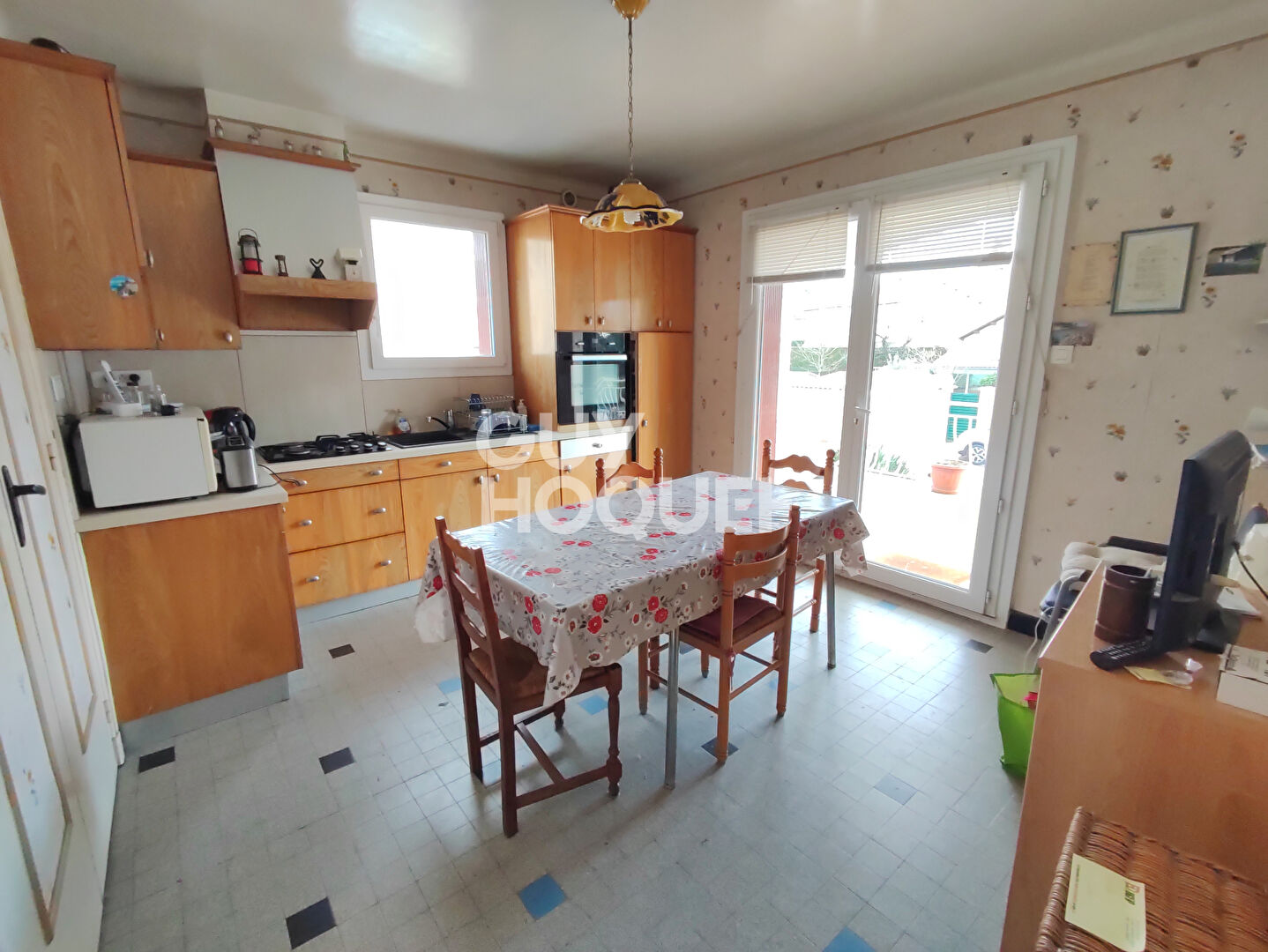 Charmante maison des années 1960 idéalement située .