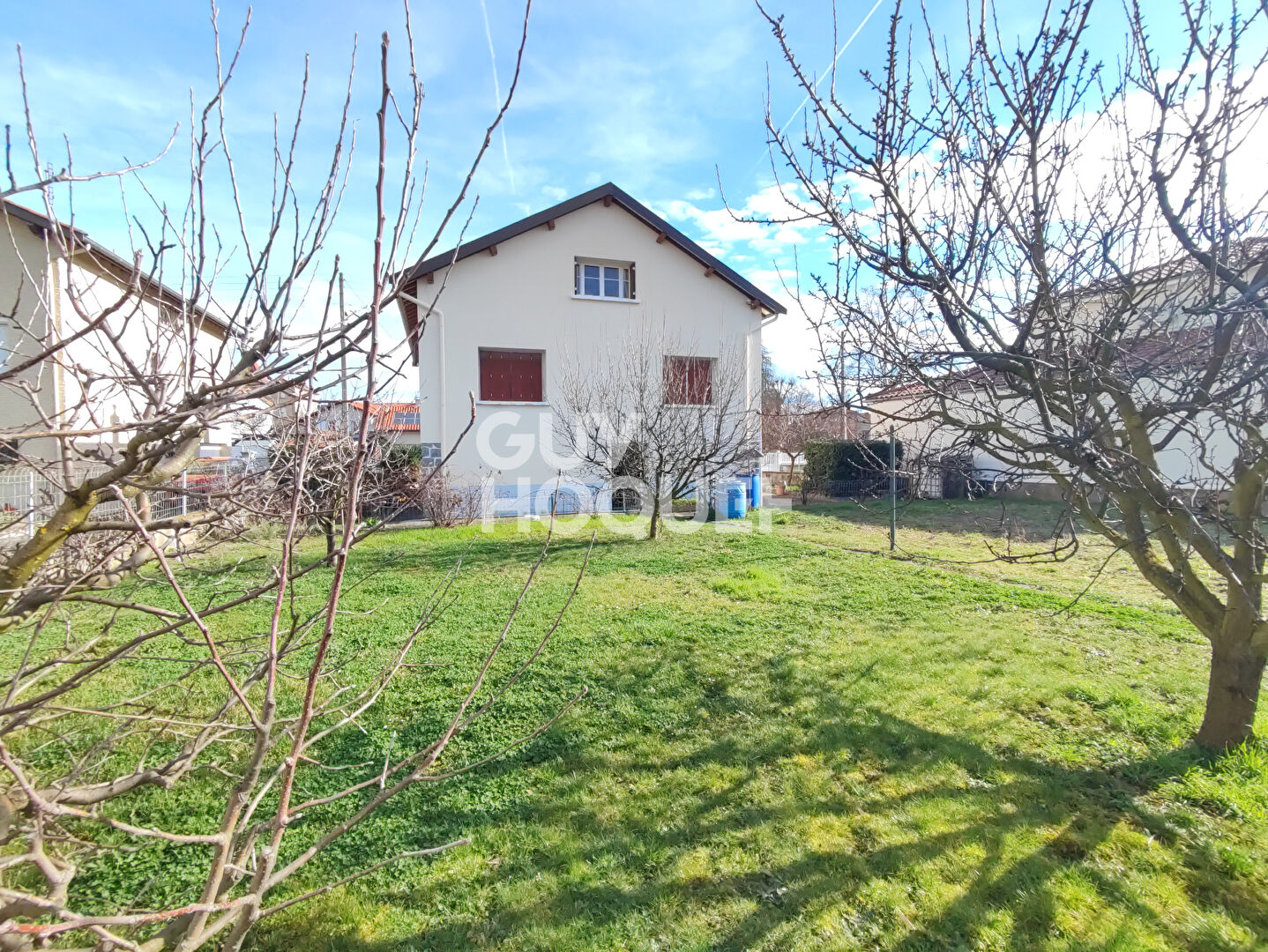 Charmante maison des années 1960 idéalement située .