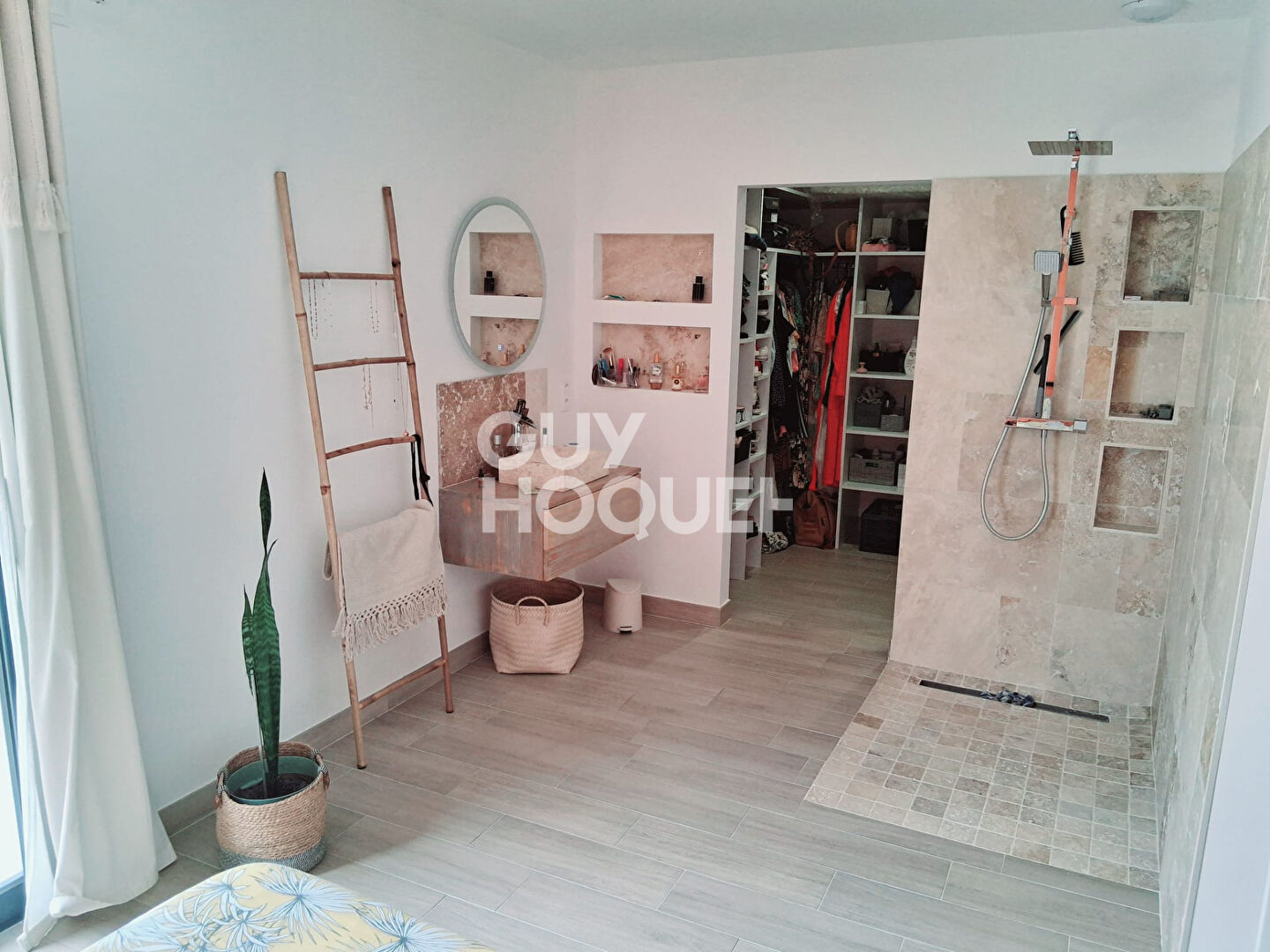 Maison Saint Thomas La Garde 5 pièce(s) 122 m2