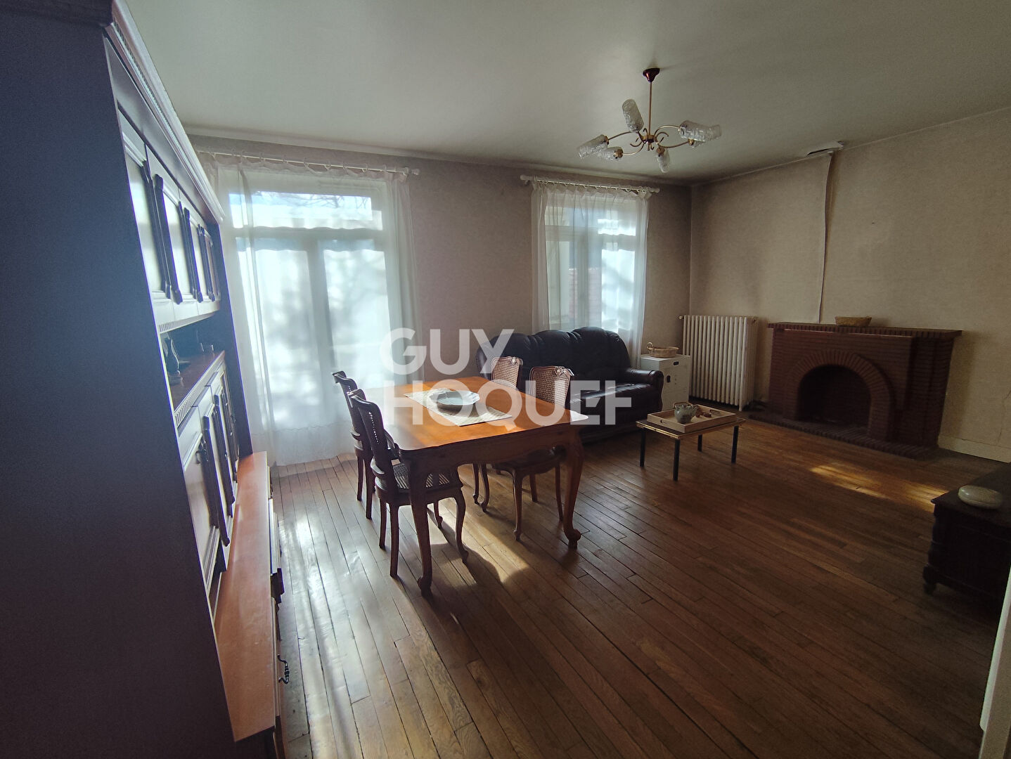 Maison située à Chalmazel Jeansagnière de 120m² avec dépendances