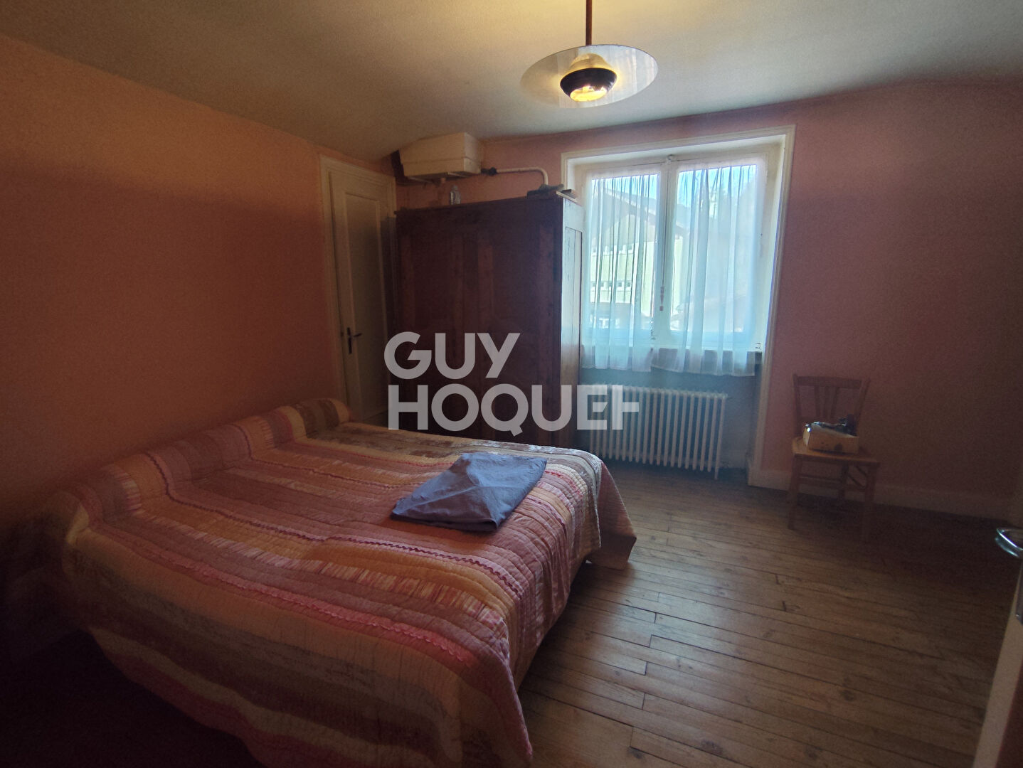 Maison située à Chalmazel Jeansagnière de 120m² avec dépendances