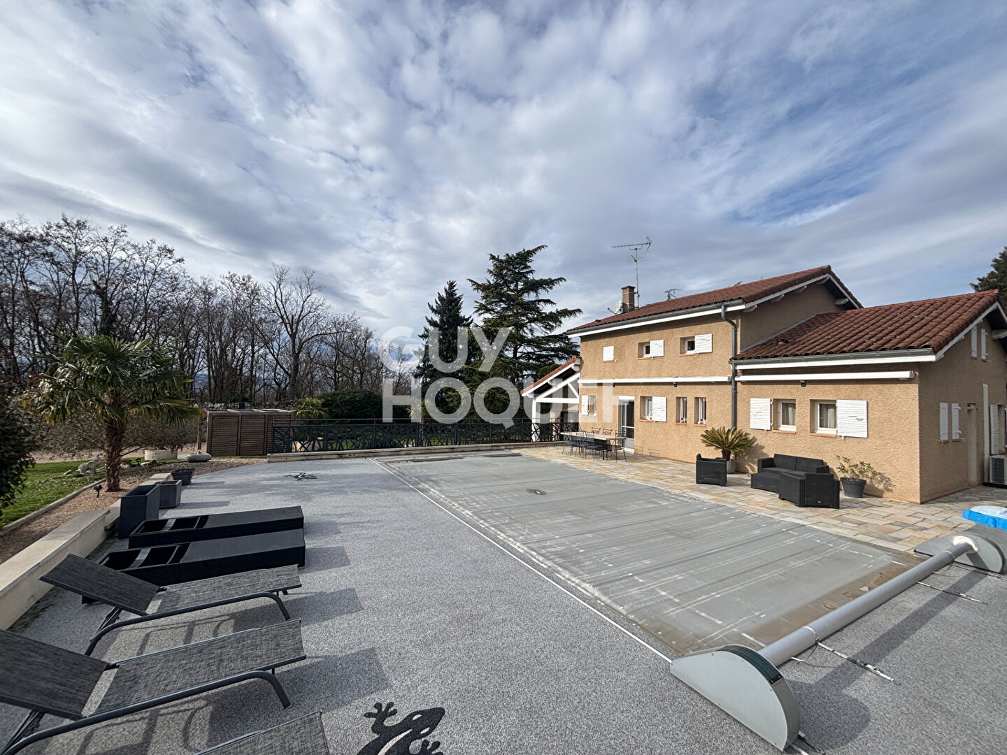 Maison familiale lumineuse avec beaux volumes ! À découvrir absolument !