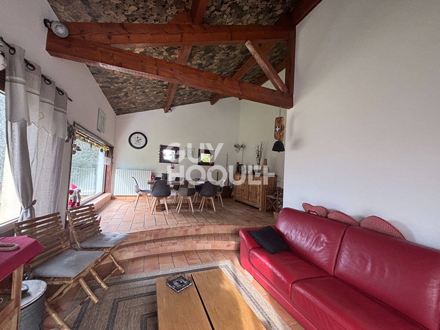 Maison familiale lumineuse avec beaux volumes ! À découvrir absolument !