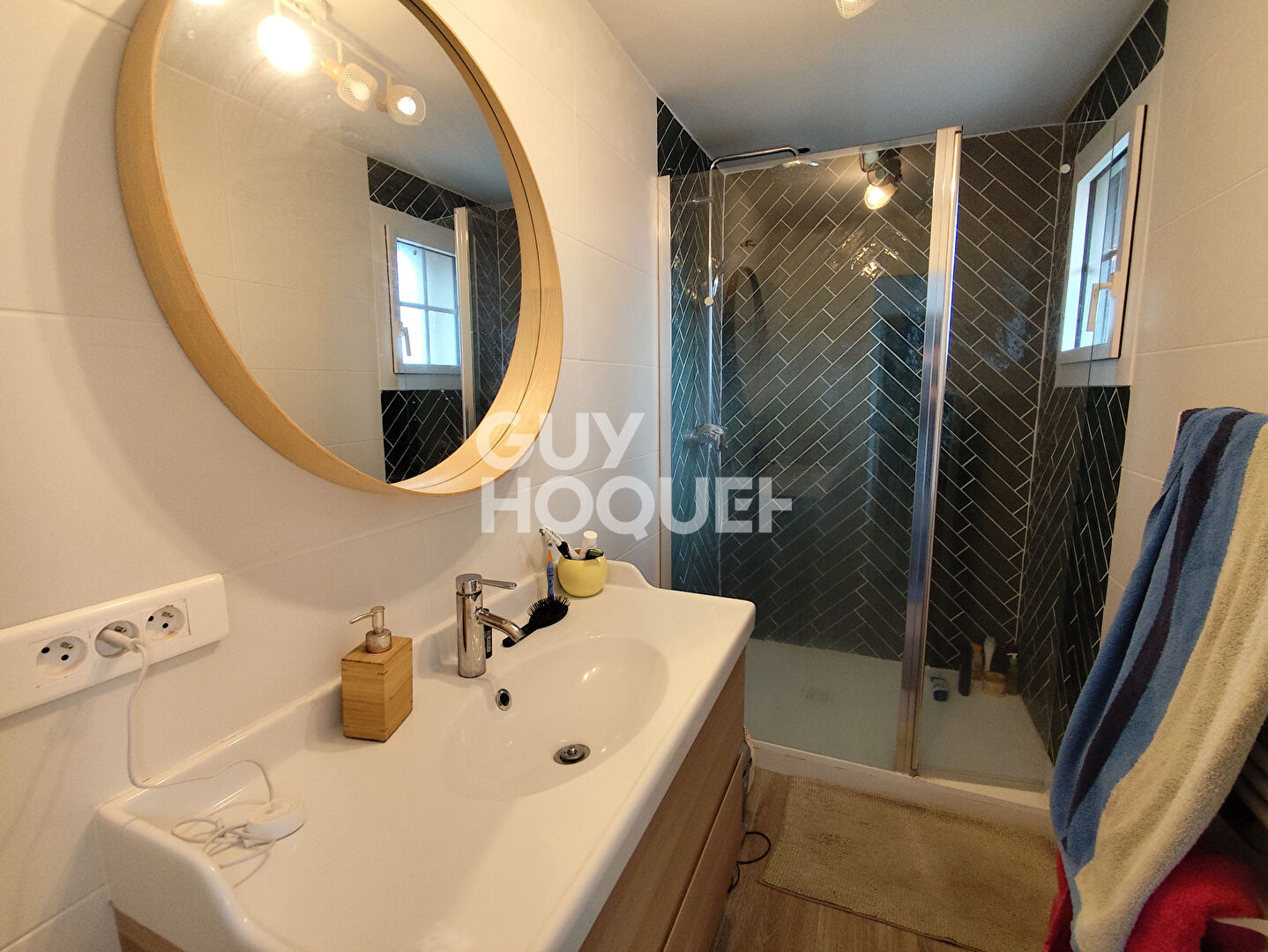 Maison spacieuse à vendre à Saint Romain le Puy