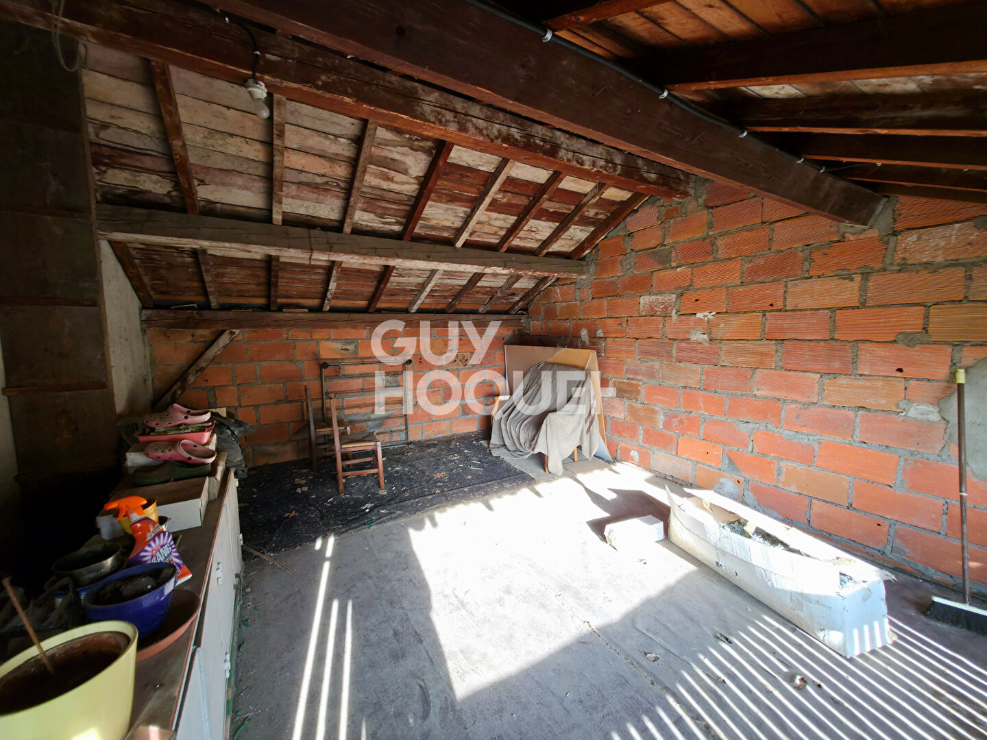 Maison avec bureaux indépendants, garage et dépendance - Idéal pro/perso