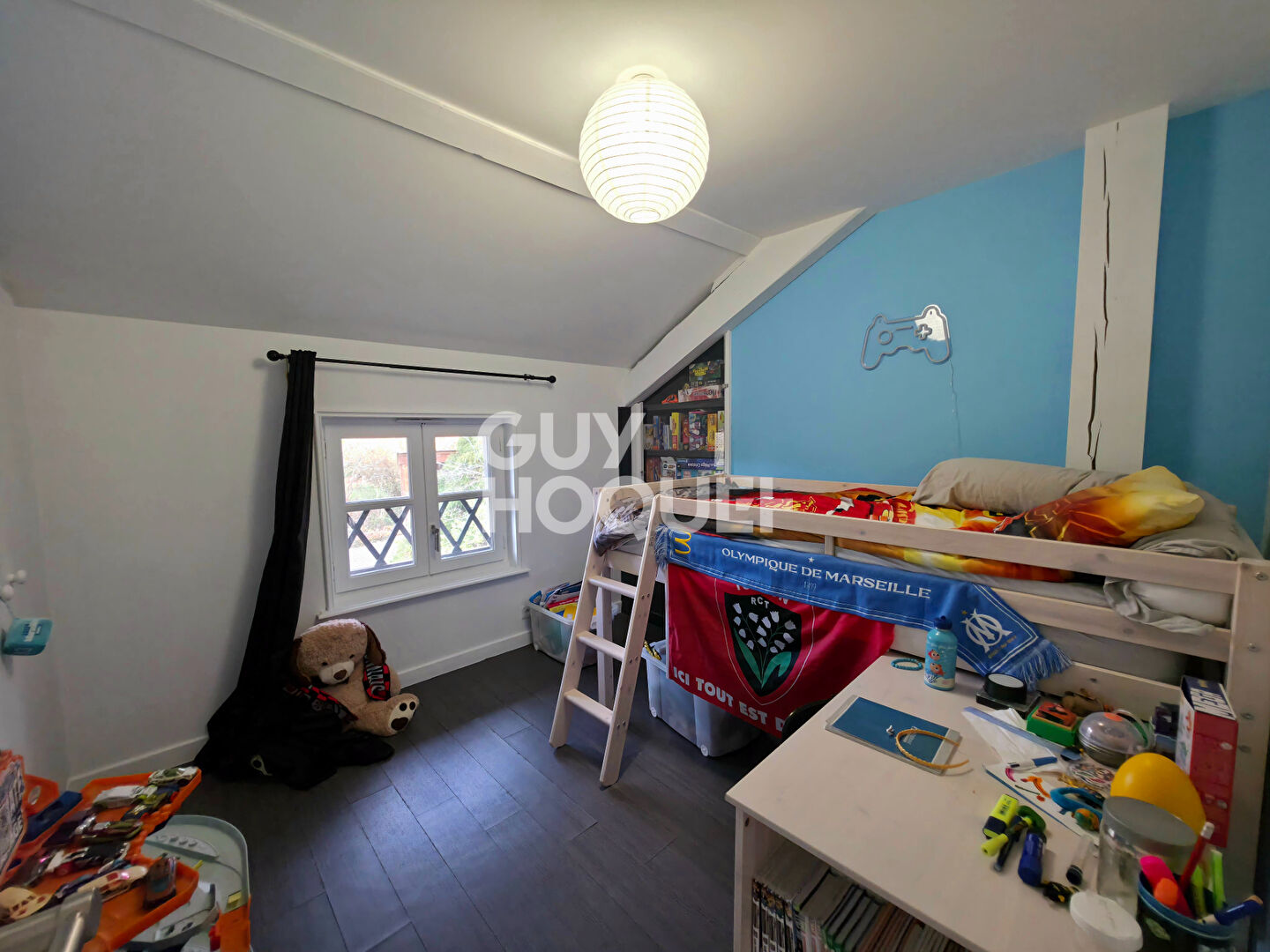 Maison avec piscine sur grand terrain arboré : calme, confort et qualité de vie au rendez-vous