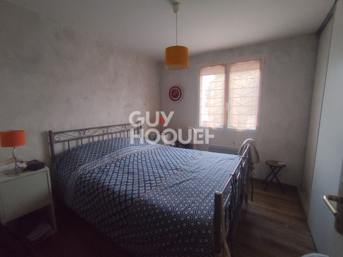 Maison  Bussy Albieux  de plain pied sur un terrain arboré de 2849 m²