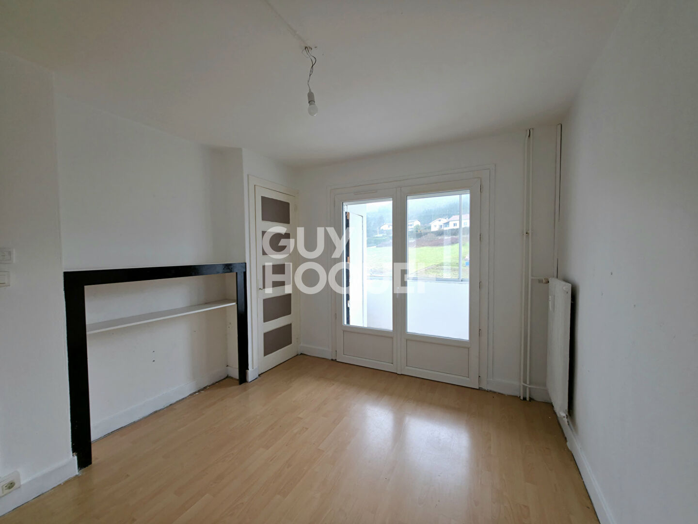 Appartement lumineux avec balcon, garage et cave ! Petite copropriété ! DPE D