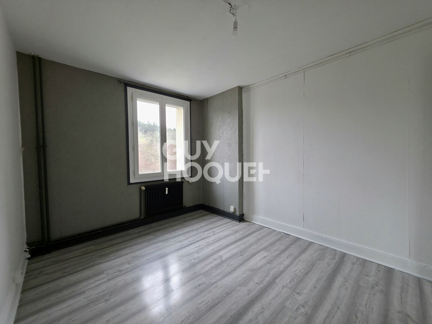 Appartement lumineux avec balcon, garage et cave ! Petite copropriété ! DPE D