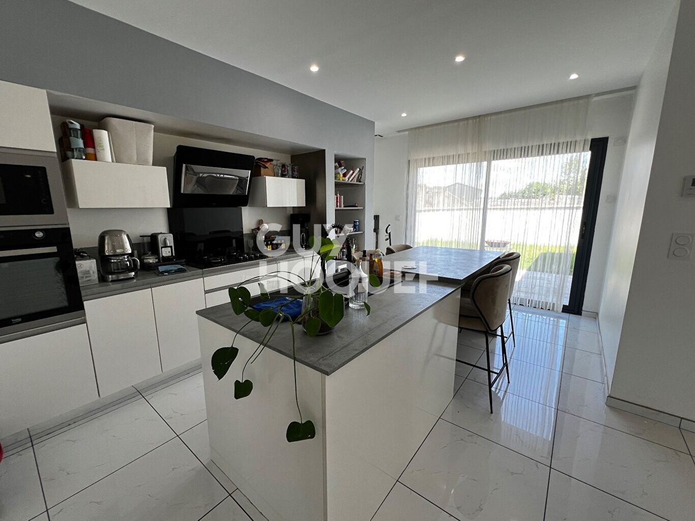 Maison Civens 5 pièces 140 m2