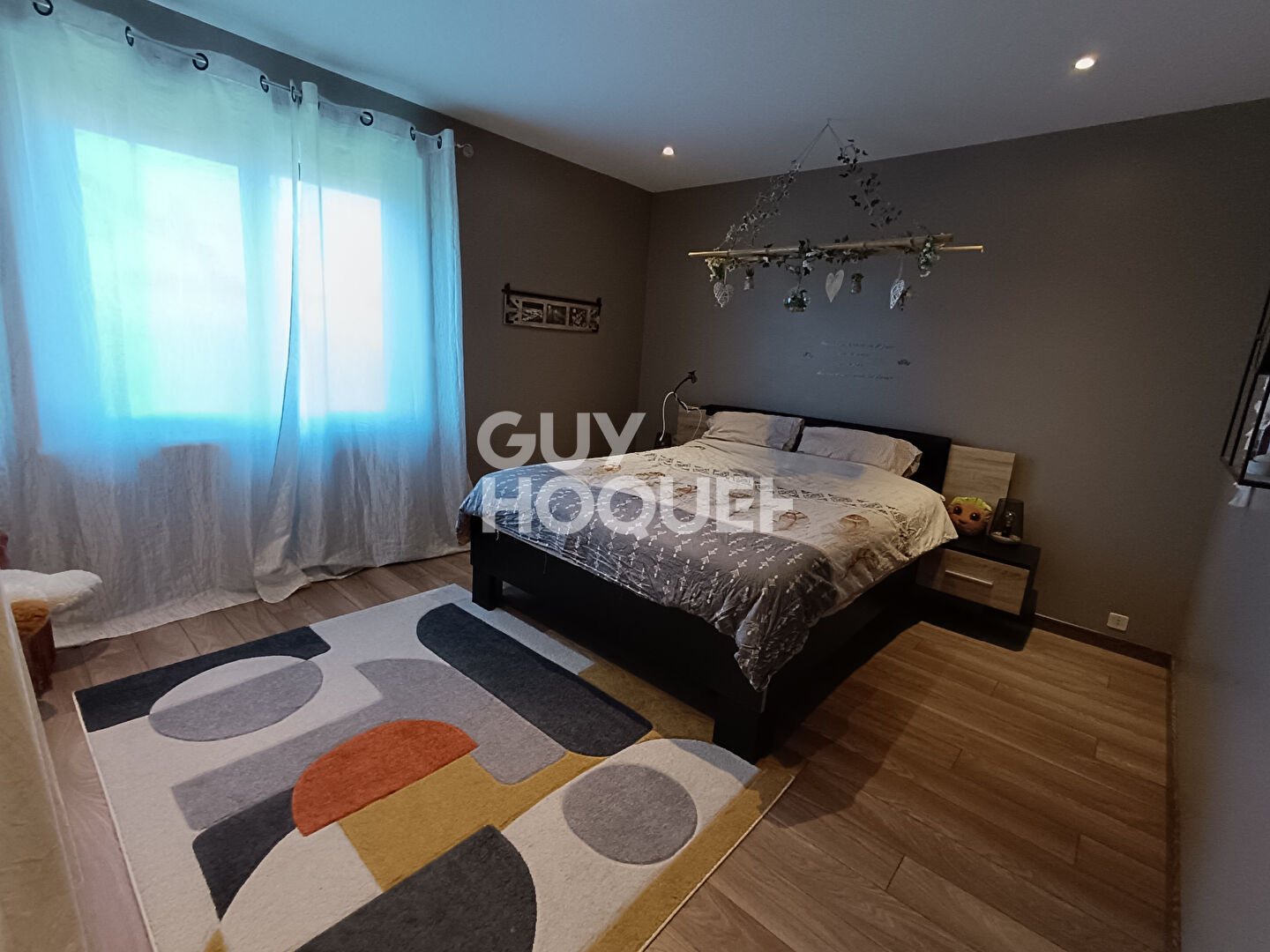 Maison sur sous-sol à Sainte Agathe La Bouteresse de 126 m2