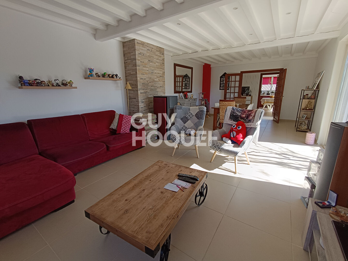 Maison sur sous-sol à Sainte Agathe La Bouteresse de 126 m2