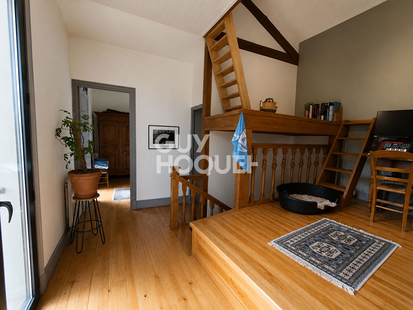 Maison Montbrison