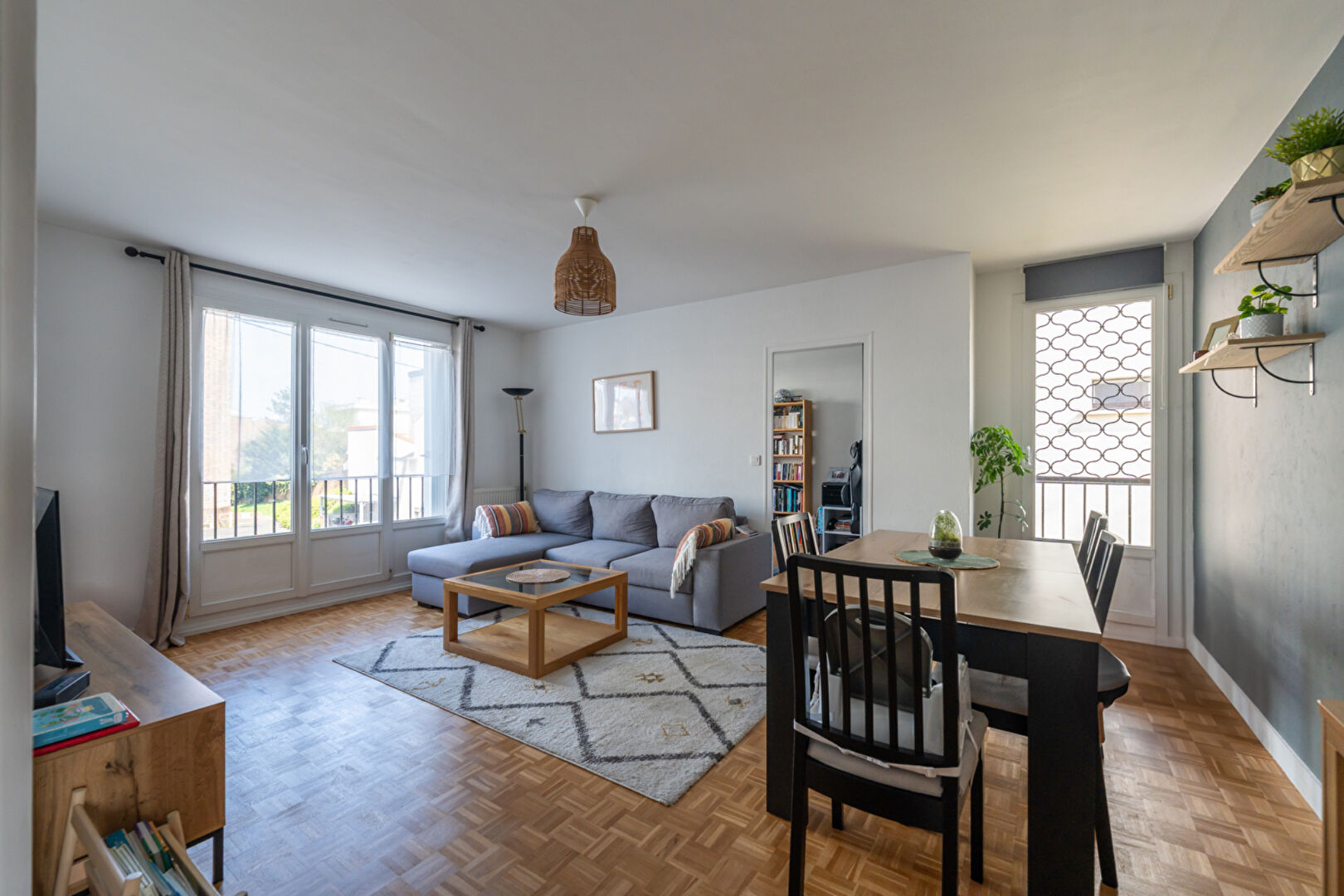 Superbe 4 pièces refait à neuf centre ville de Fonteay Aux Roses