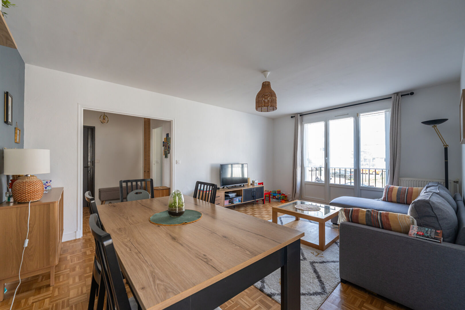 Superbe 4 pièces refait à neuf centre ville de Fonteay Aux Roses