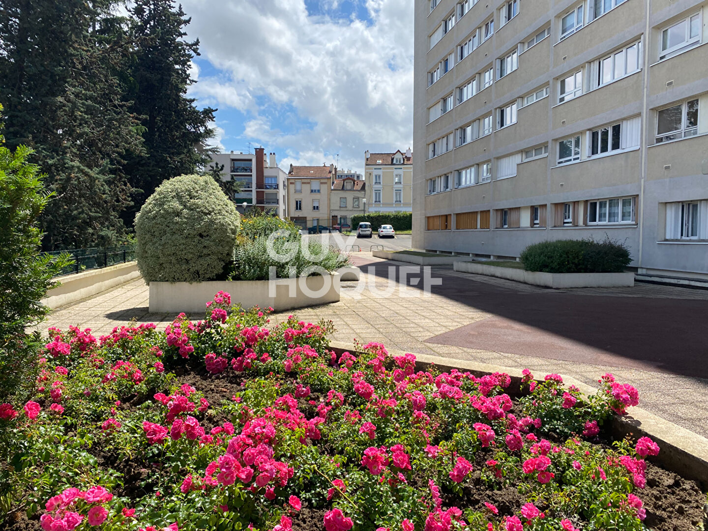 GUY HOQUET - Centre ville, 2 pièces à louer !