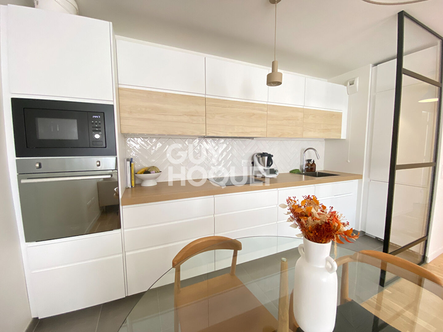 3 pièces Place de la Cavée